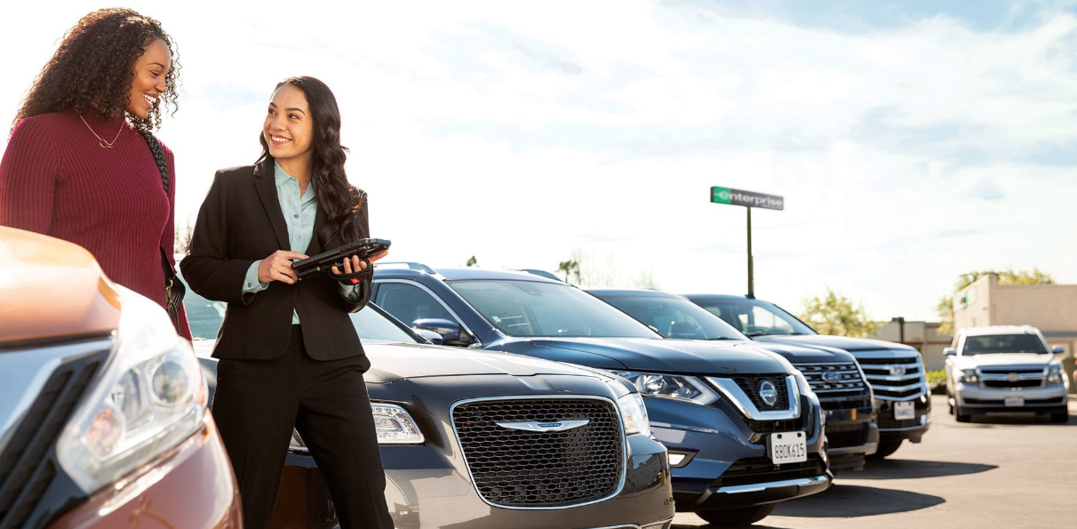 Why Should You Rent a Car in Deira